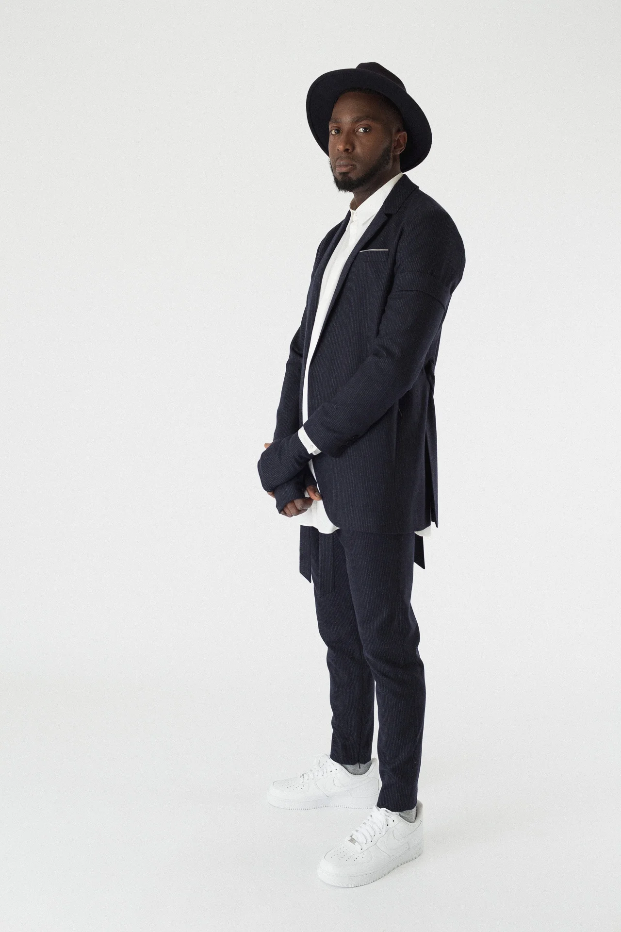 marius_paris:lookbook:suit_jacket:half_long_blue_wool_suit_jacket_2.jpg