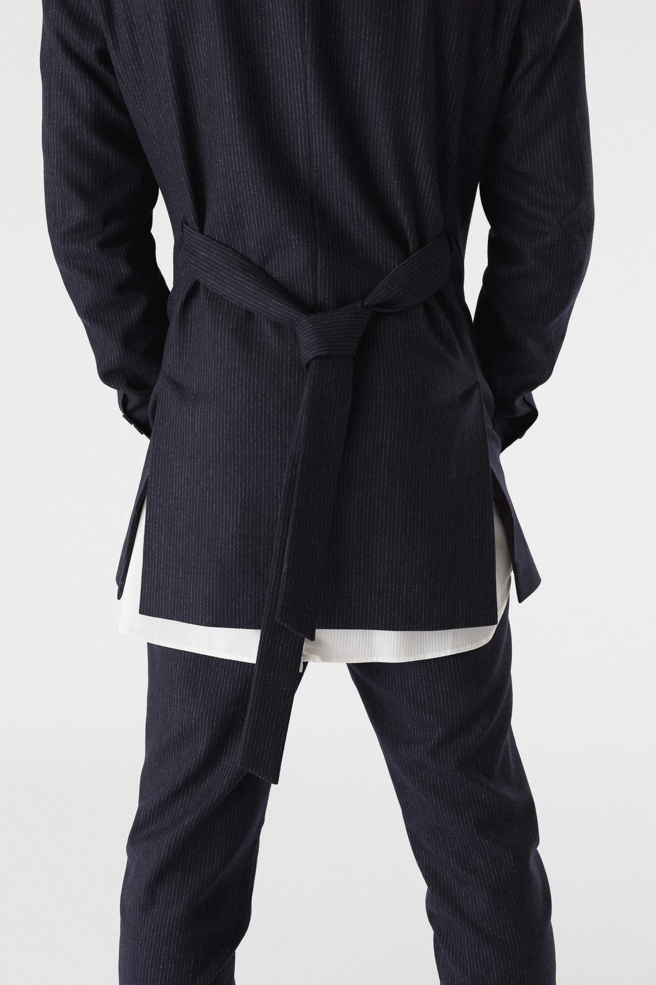 marius_paris:lookbook:suit_jacket:half_long_blue_wool_suit_jacket_6.jpg