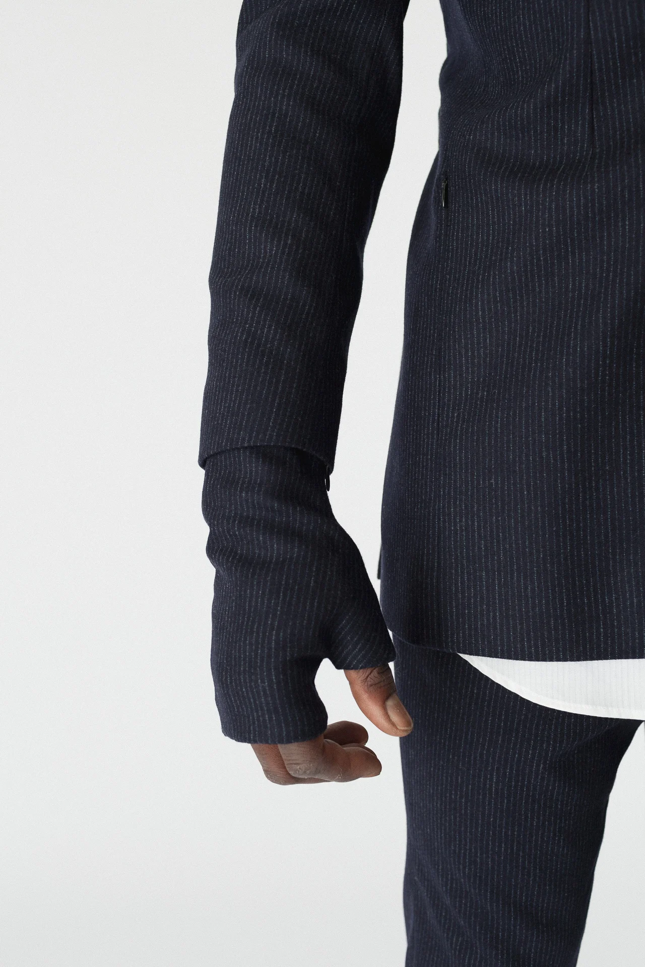 marius_paris:lookbook:suit_jacket:half_long_blue_wool_suit_jacket_4.jpg