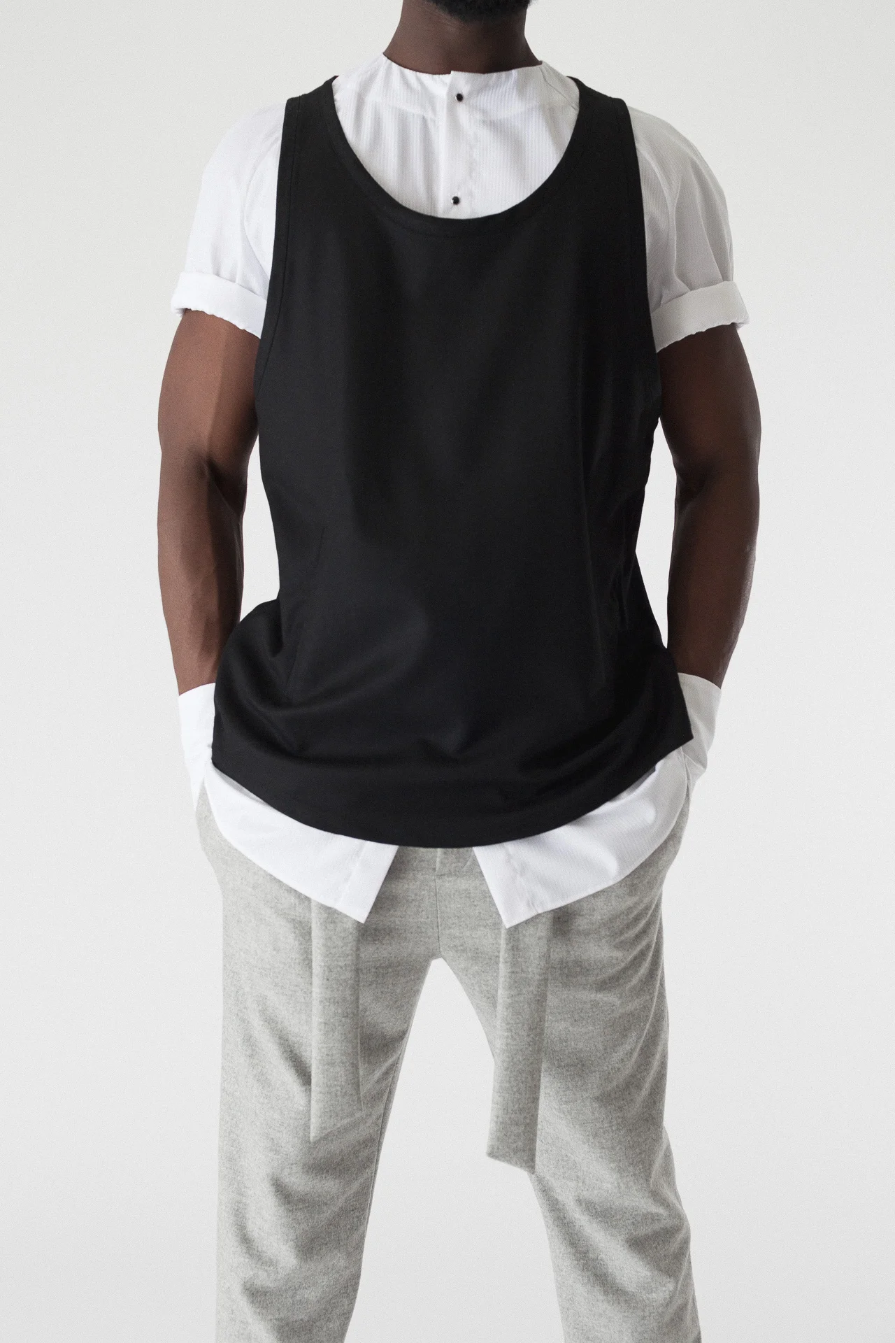 marius_paris:lookbook:sweatshirt:black_wool_basketball_jersey_6.jpg