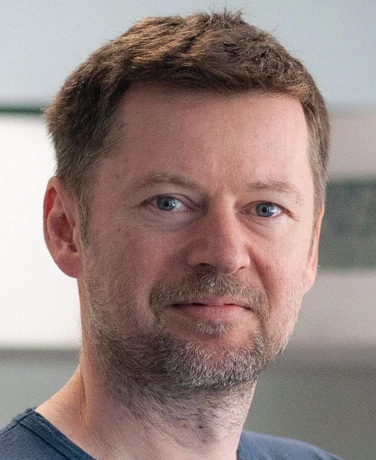 Robert Ruzza Robert Ruzitschka - Team Topologies Advocate — Team Topologies ...