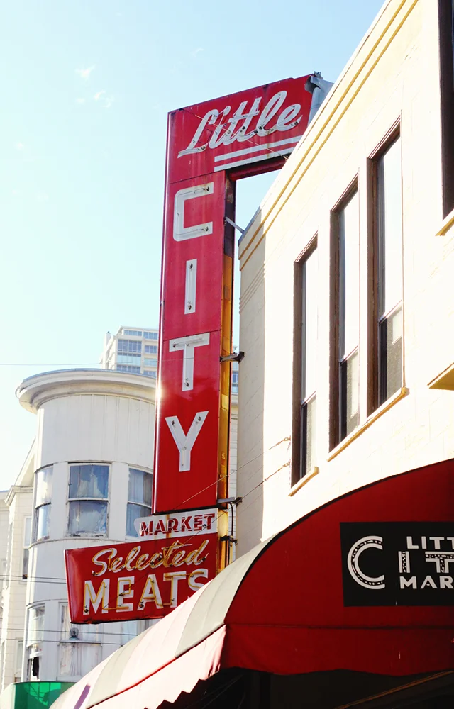 san-francisco-travel-guideII-2.jpg