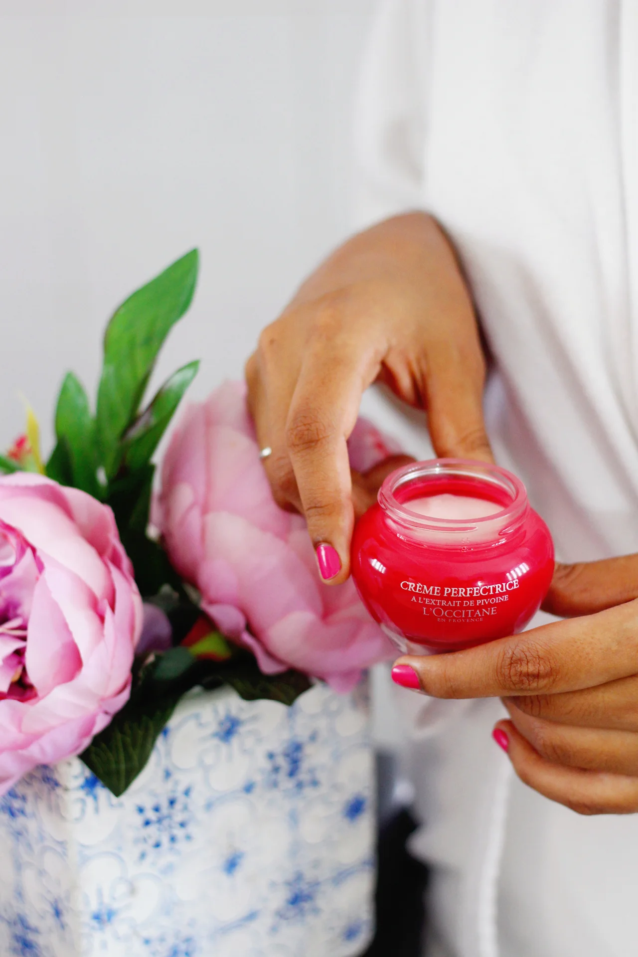 RUTINA DE BELLEZA CON PIVOINE SUBLIME DE L'OCCITANE | Review + Video // Decidí probar los más nuevos productos de cuidado de la piel Pivoine Sublime durante un mes entero, y esto es lo que pasó. Review + Video tutorial!