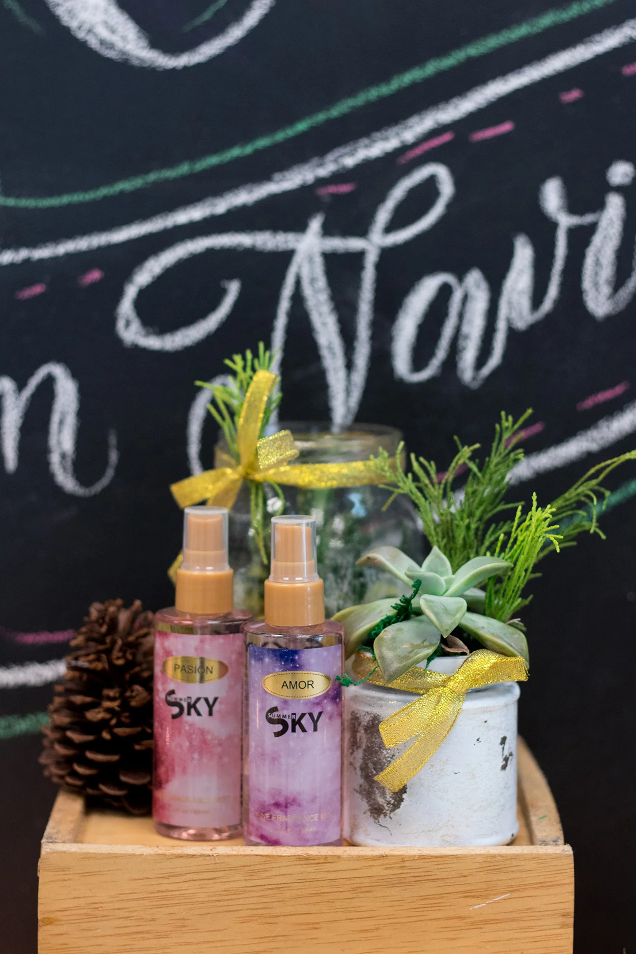 Modern Christmas Decor Ideas | The Key To Blog Blogging Creative Workshop