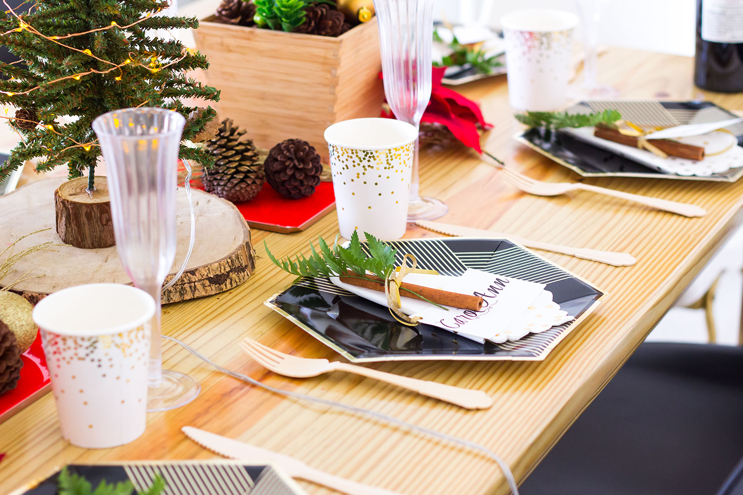 Cómo Decorar Una Mesa De Navidad Fácil &amp; Asequible