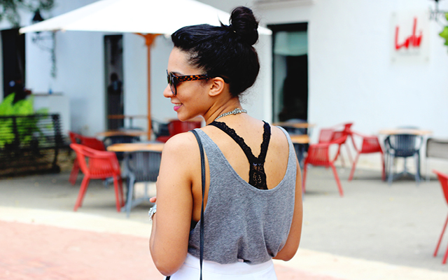 Una Forma Chic De Usar Un Bralette