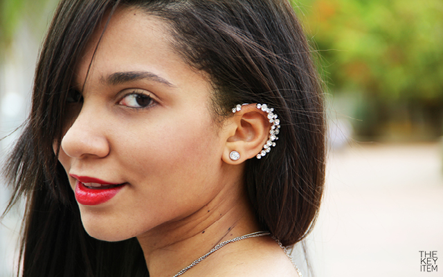 How To Mix an Earcuff With A Feminine Style