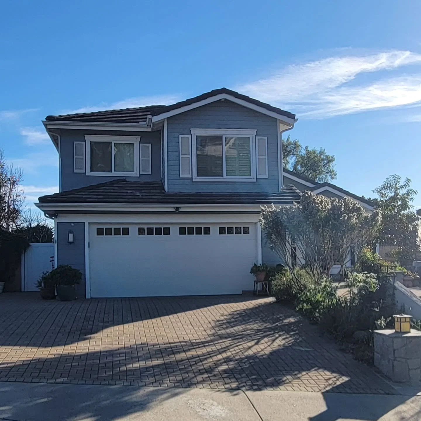 Another tile relay complete! 🖤

This concrete tile roof may look the same as before, but the components make it better than new!

1. New synthetic underlayment.
2. New peel and stick underlayment in the crucial areas.
3. New metal drip edge, new val