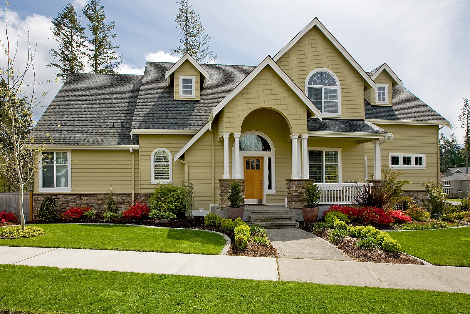 bigstock-Luxury-Home-3993846.jpg
