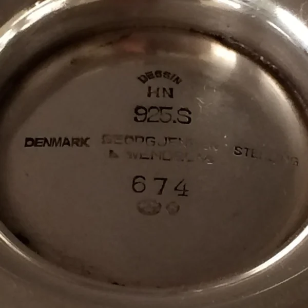 item_1151_703.jpg