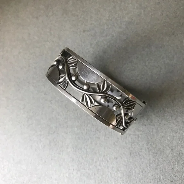 item_2136_831.jpg