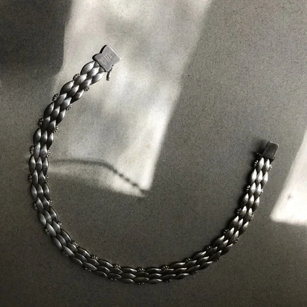item_1984_879.jpg