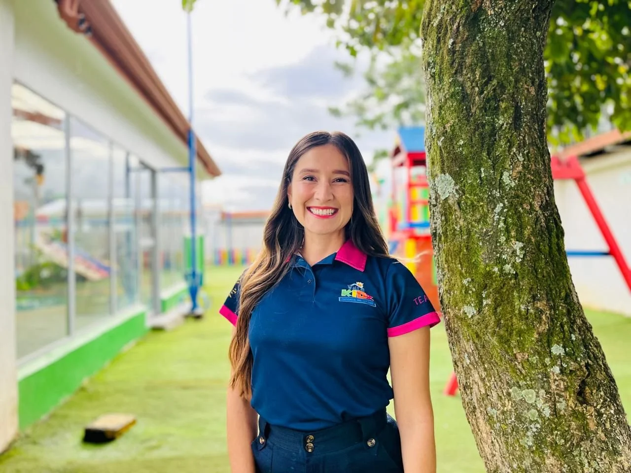 Teacher Nancy Bolaños