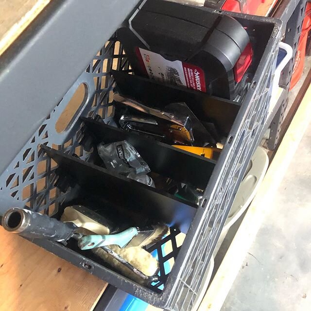 Random crate of tools in a garage gets divided! How sweet it is!