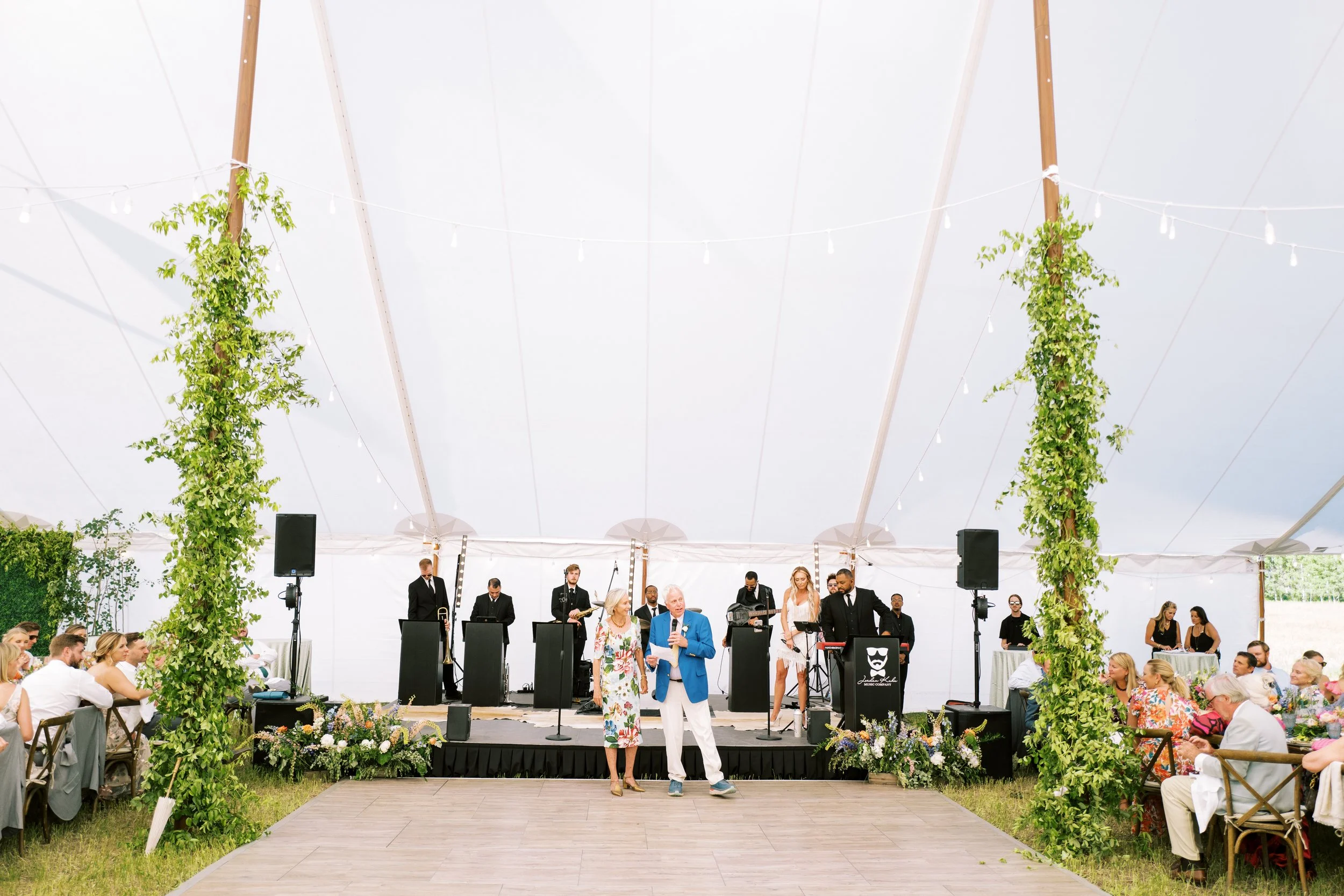 083W0256WEDDING.jpg