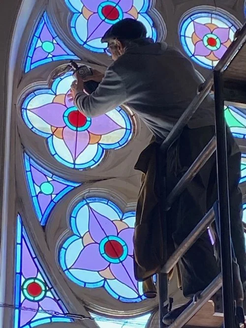 Stain_Glass_working_inside.jpg