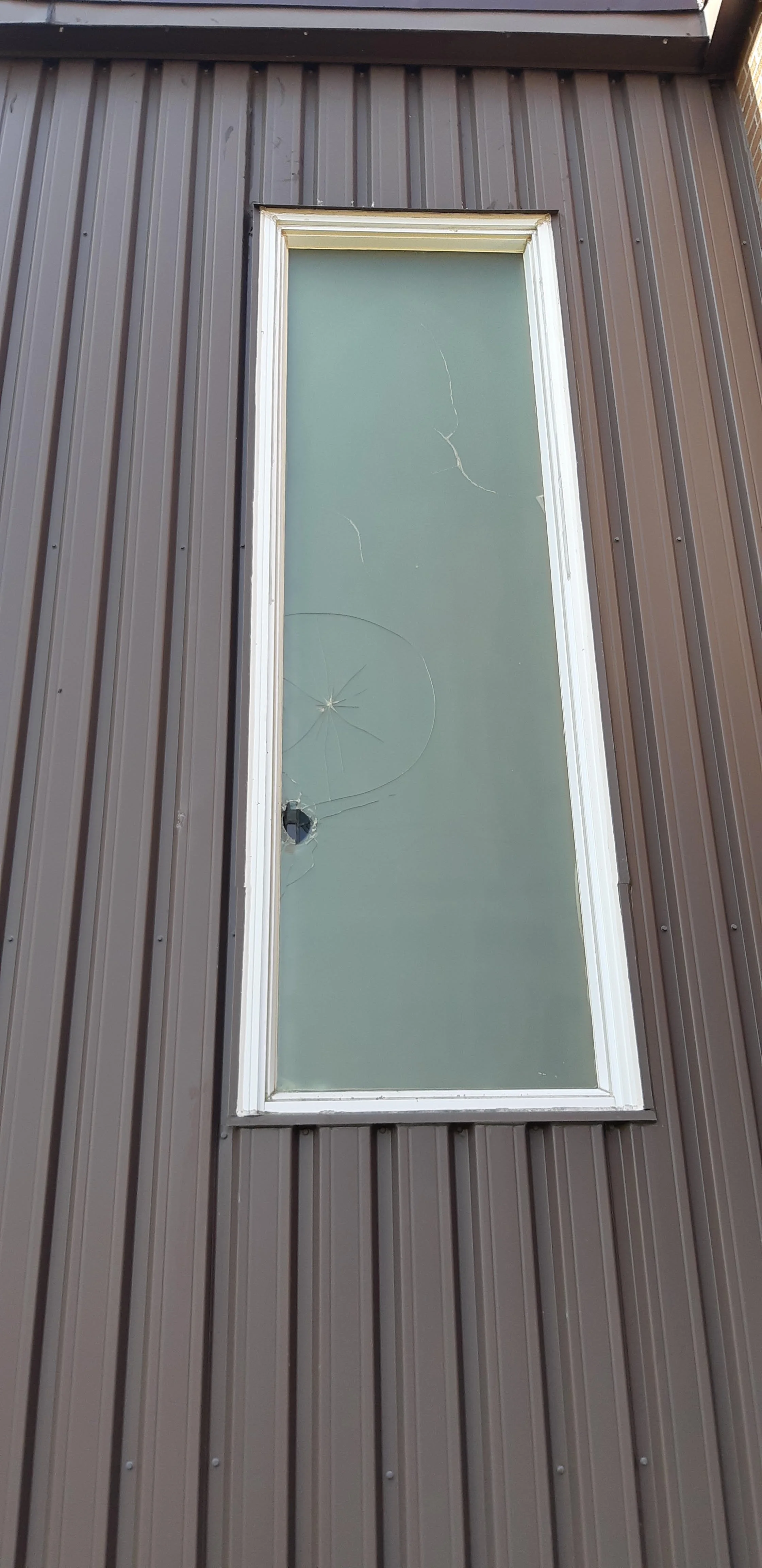 Broken window 2.jpg