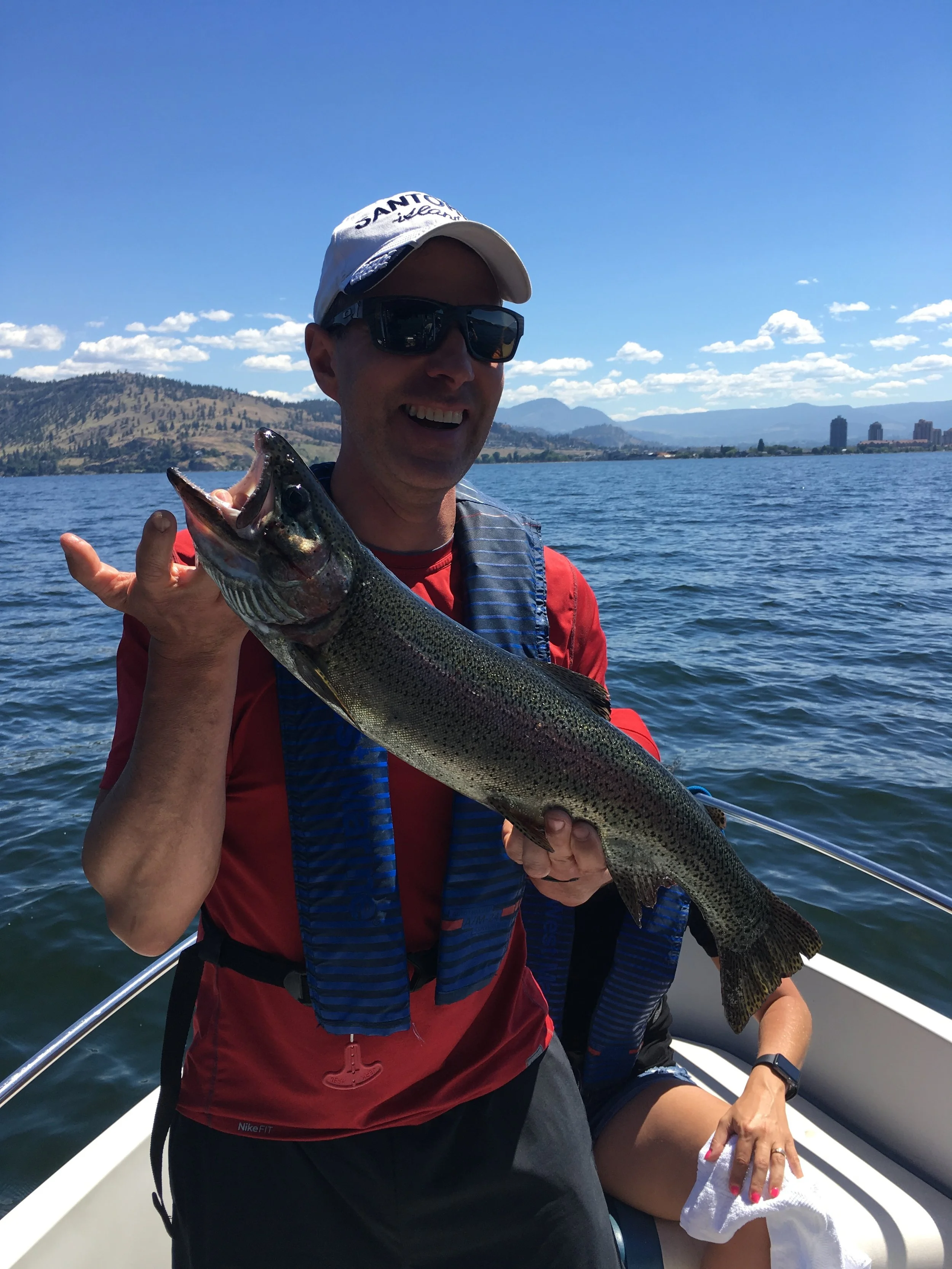 Kelowna fishing guide - Desert Salmon Charters Okanagan, BC #fishingkelowna #fishingokanagan #desertsalmon #kelowna #okanagan #vernon #penticton #osoyoos