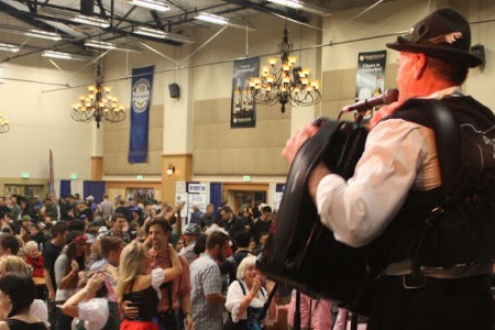 Leavenworth Festhalle