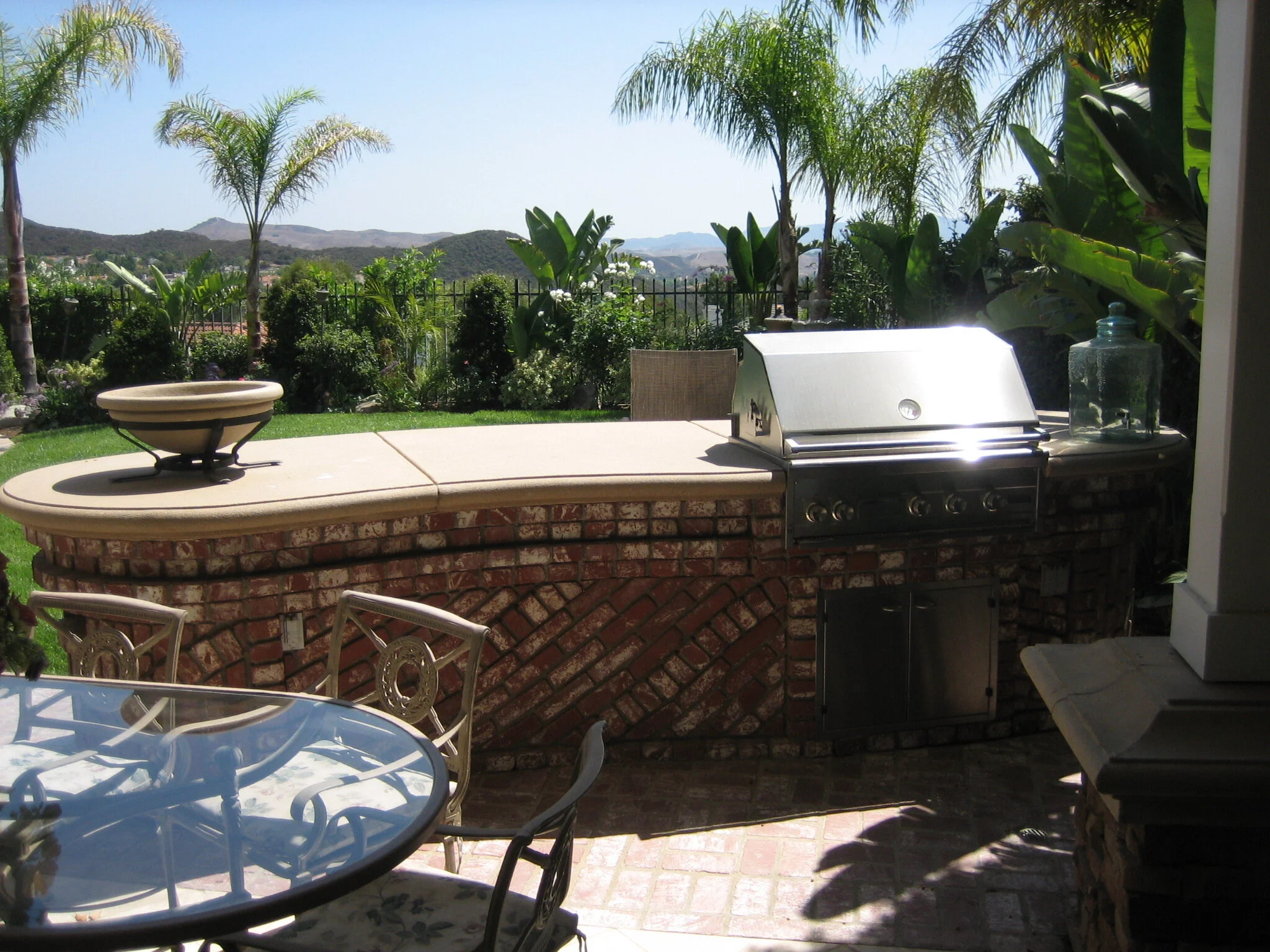 Artistic Designs Inc