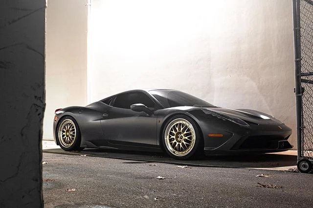 A very special 458. 🤤
@boden_autohaus &bull; @bbs.wheels &bull; @jrzsuspension &bull; #bodenautohaus #ferrari #458speciale #bbs #ferrarifriday