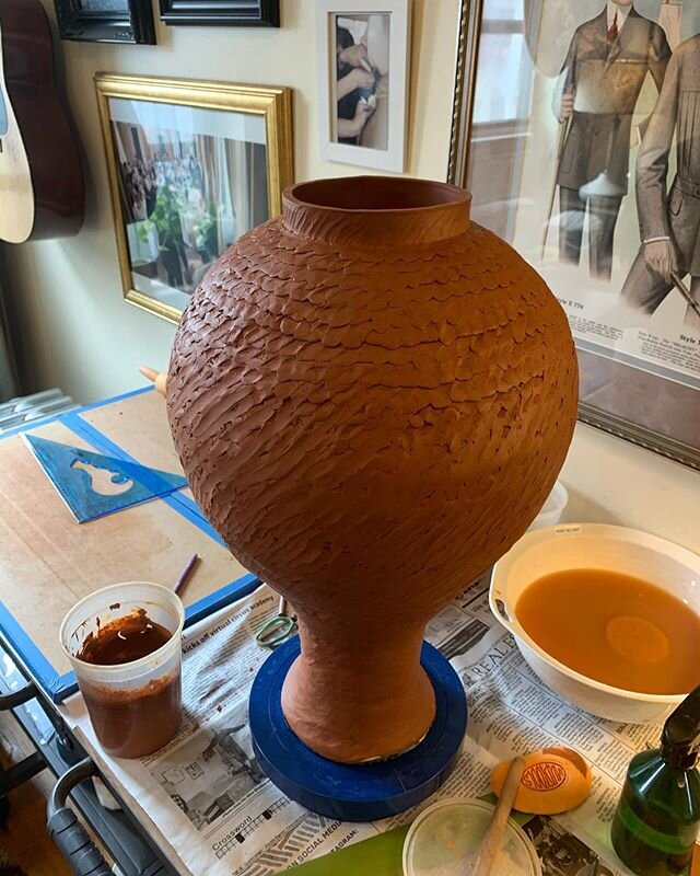 She&rsquo;s done! Now on to the next urn...
.
.
.

#ceramics #handbuilt #coilbuilt #wip #vase #terracotta #texture #madeinbrooklyn #artisan #brooklynartist #handmade #pottery #ceramics #williamsburg #brooklyn #makersgonnamake #potteryforall #diy #qua