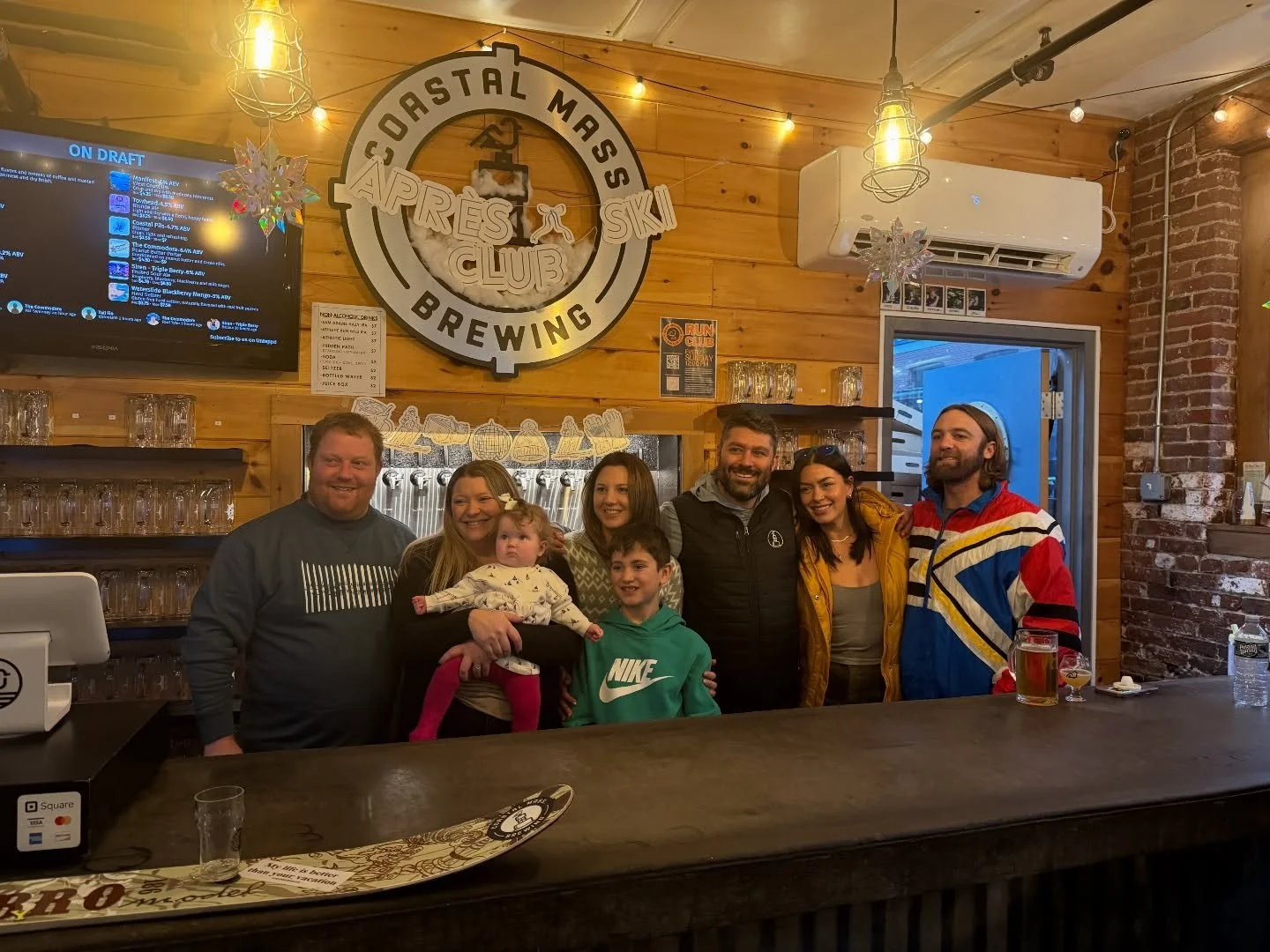 A lot has changed in 7 years ☺️

A huge thank you to everyone who came out to our Anniversary party yesterday! We&rsquo;re open from 12-6pm today if you&rsquo;d like to keep the party going! Cheers! 

#anniversary #craftbeer #beverly #drinklocal