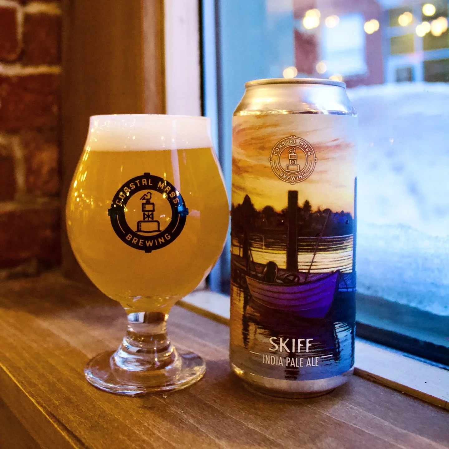 BEER RELEASE: SKIFF 

Brewed with Galaxy, Simcoe, Strata and Citra hops. Light bodied with a soft mouthfeel and notes of apricot, citrus and pineapple.
Come into the taproom today from 3-10pm and try this beer we haven&rsquo;t released in forever! Ch