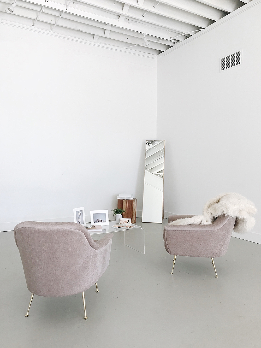 modern white Anchorage meeting space rental