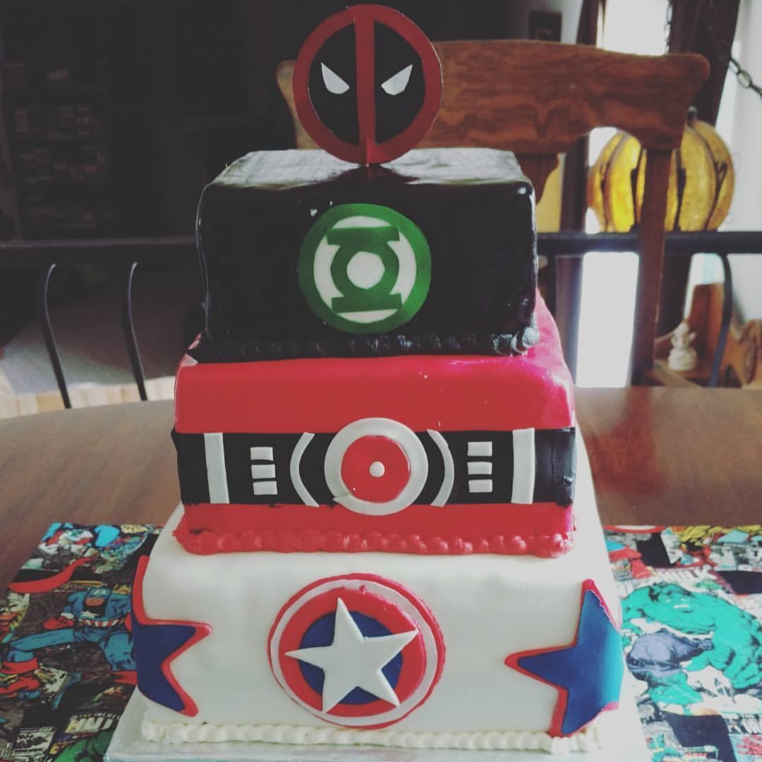Super birthday cake, marble and vanilla cakes