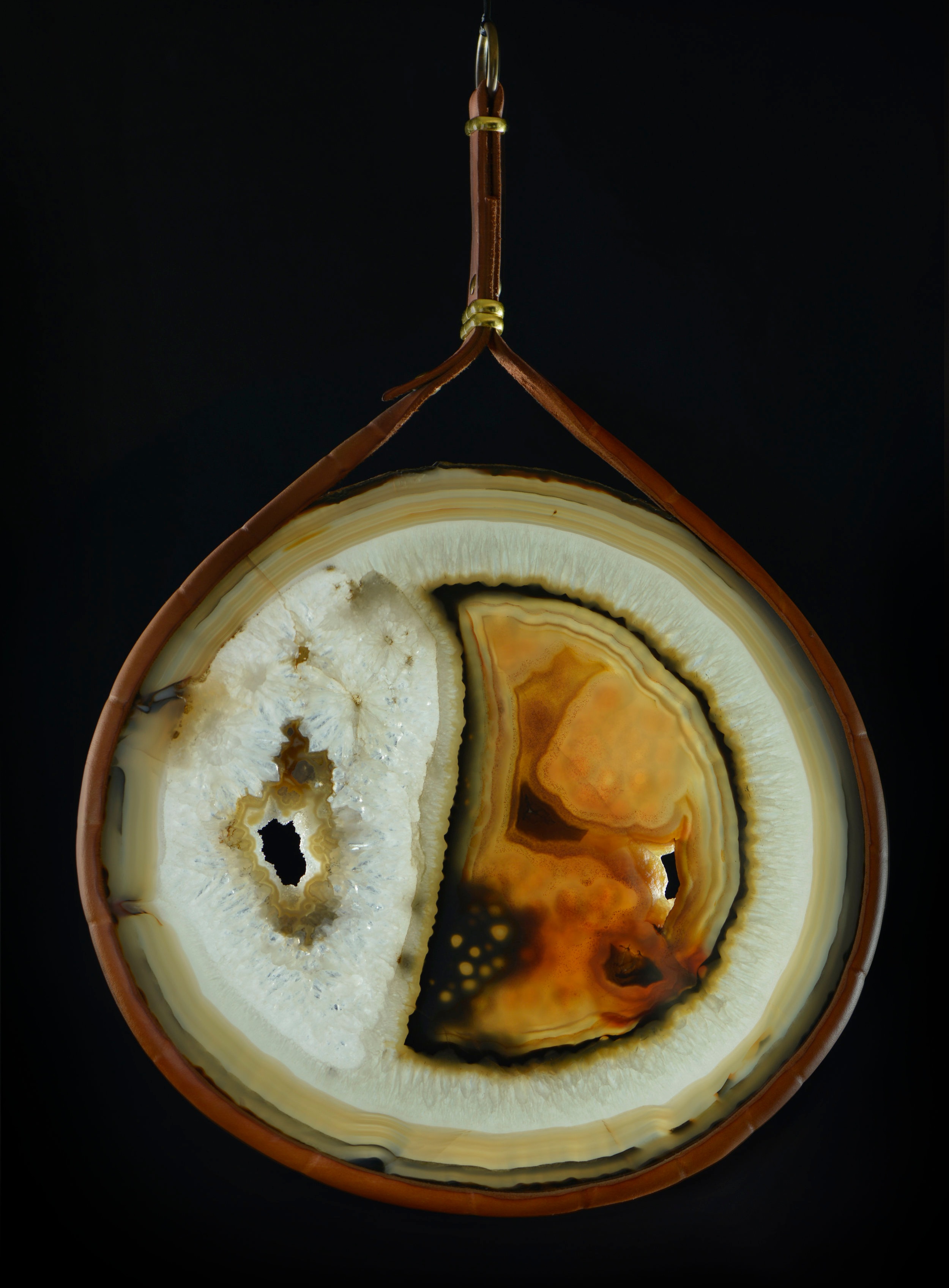 Half Moon Agate 01.jpg