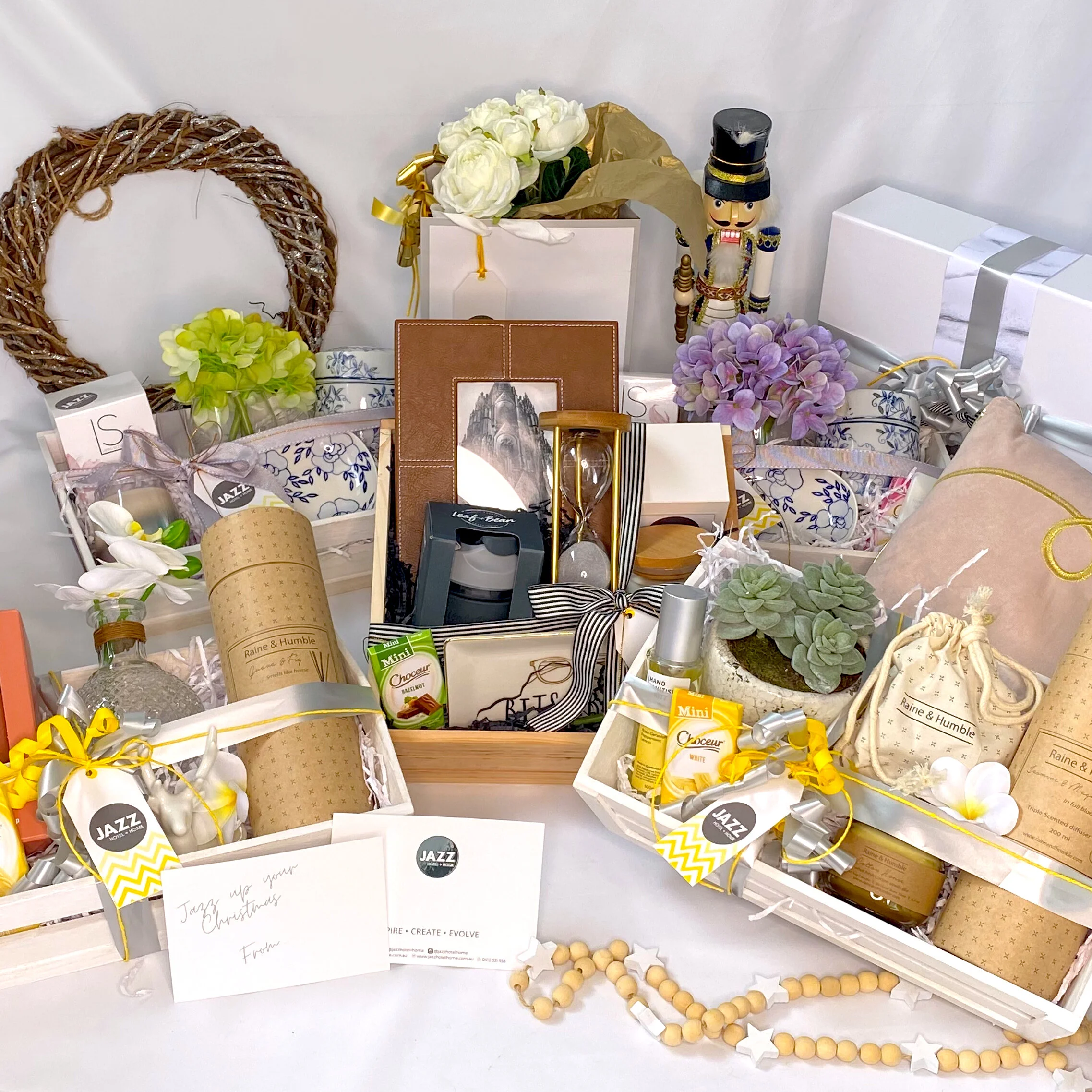 HAMPERS + VOUCHERS