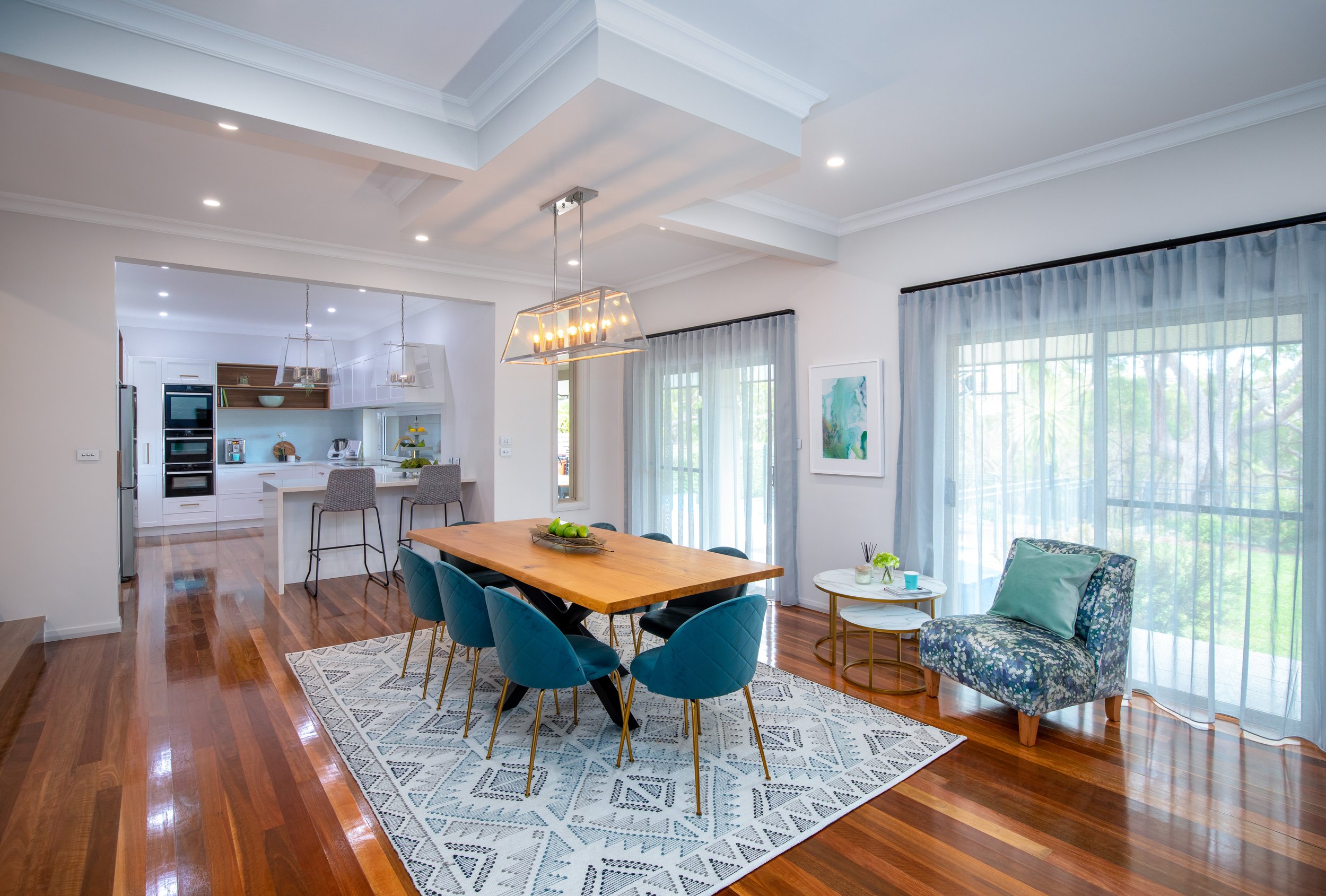   DESIGN + STYLING + DECOR  