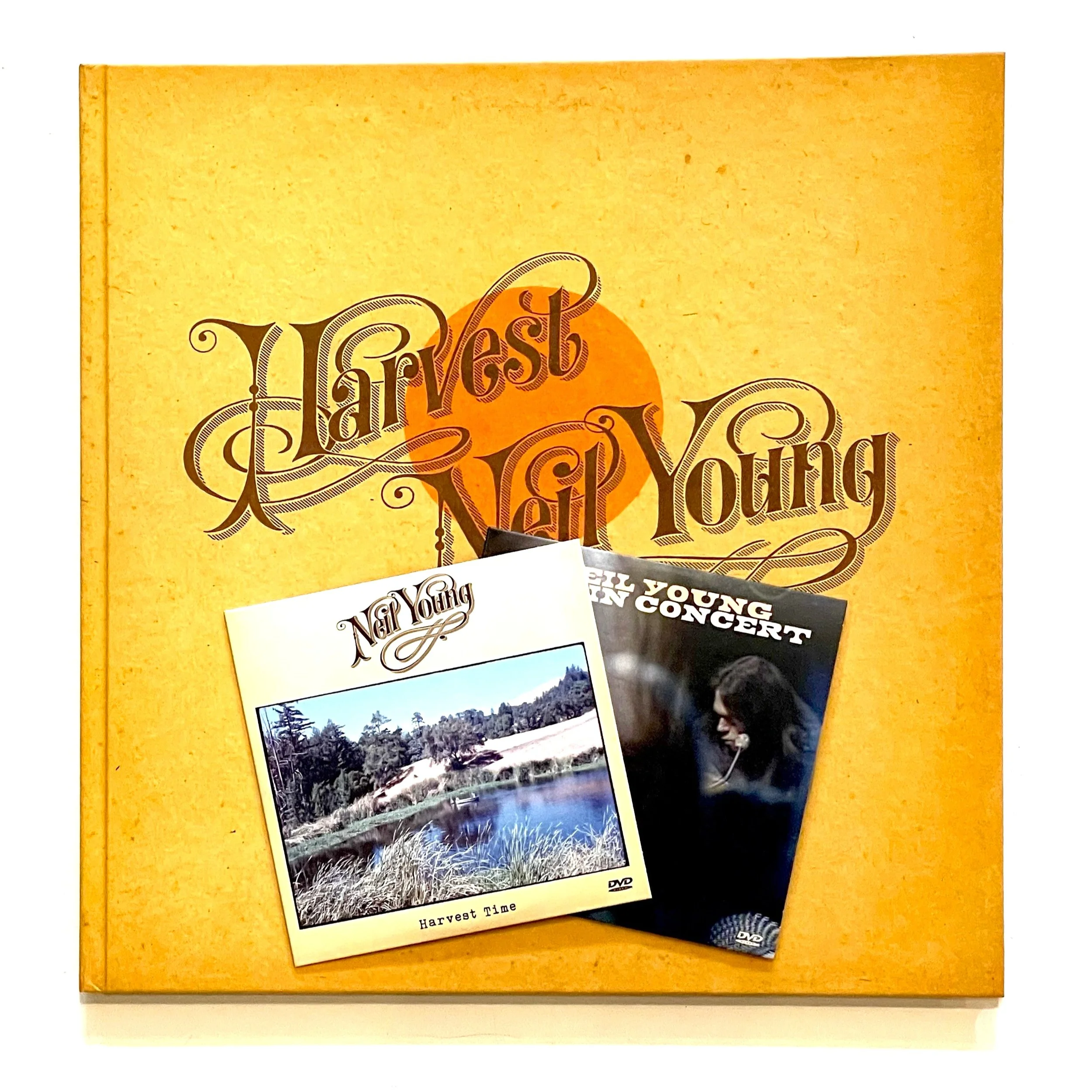 Neil+Young+Harvest+50th+Ann+Box+2.jpg