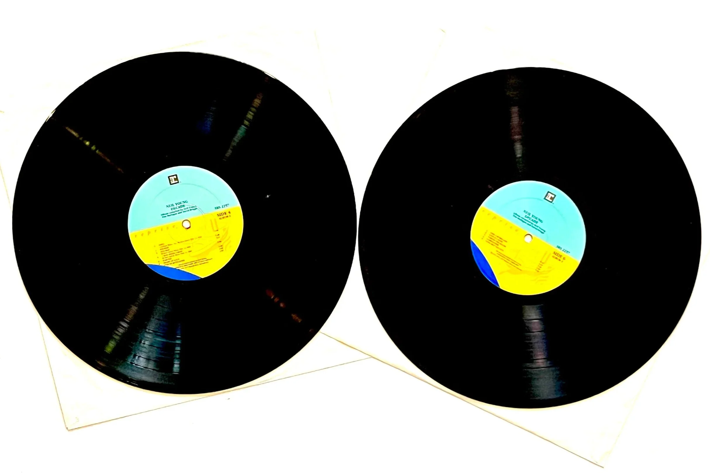 Neil+Young+Decade+vinyl+5.jpg