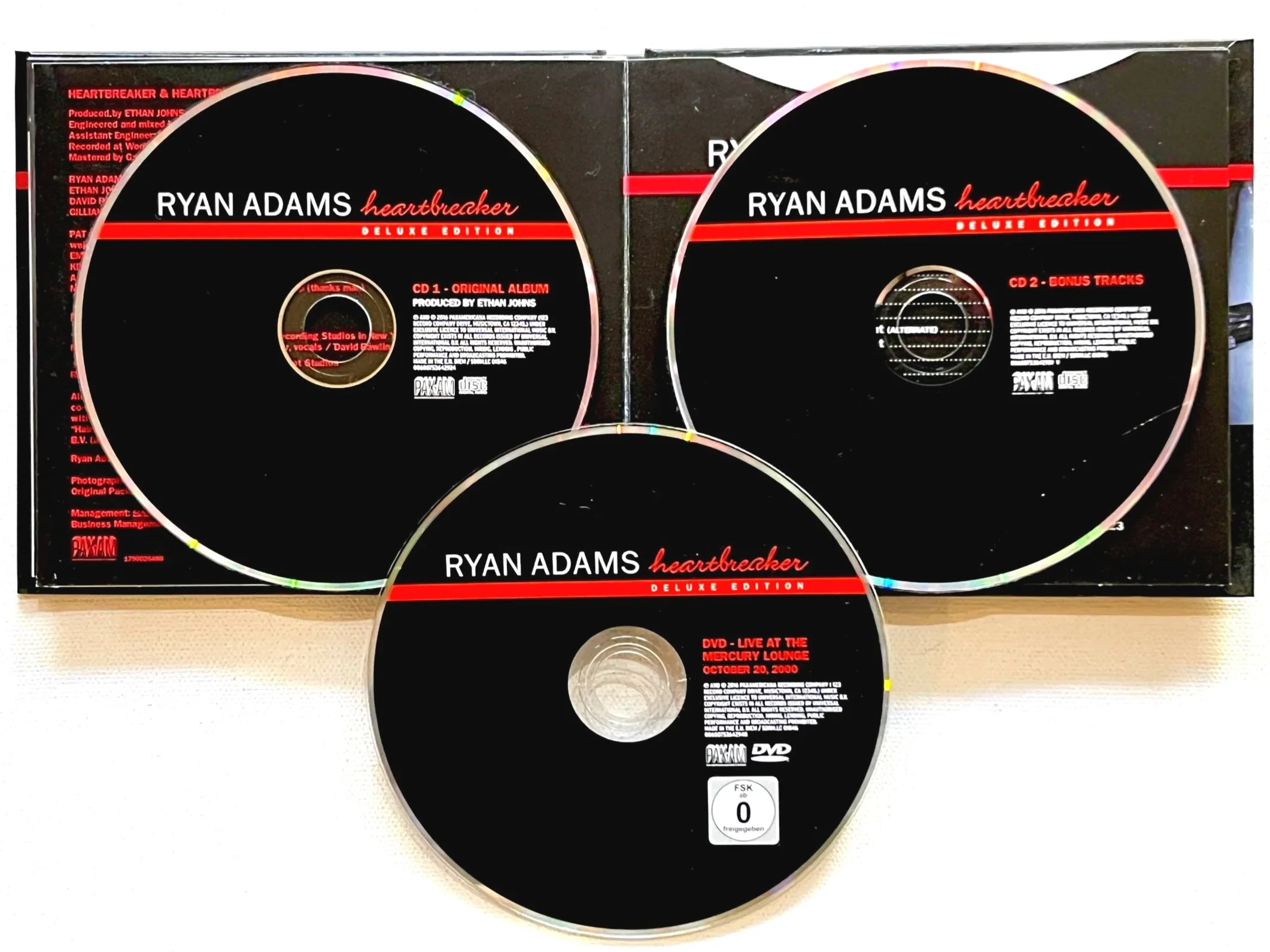 Ryan+Adams+Heartbreaker+Deluxe+3.jpg