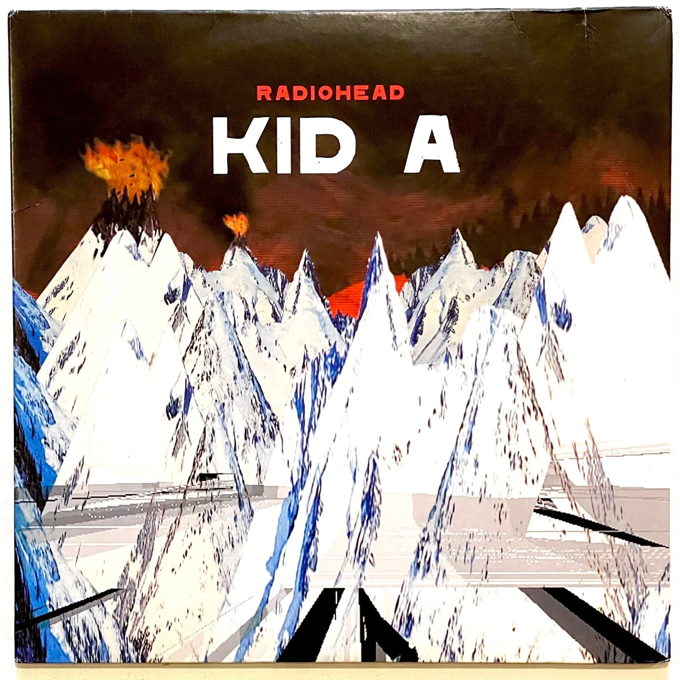 Radiohead+Kid+A+LP+%282%29.jpg