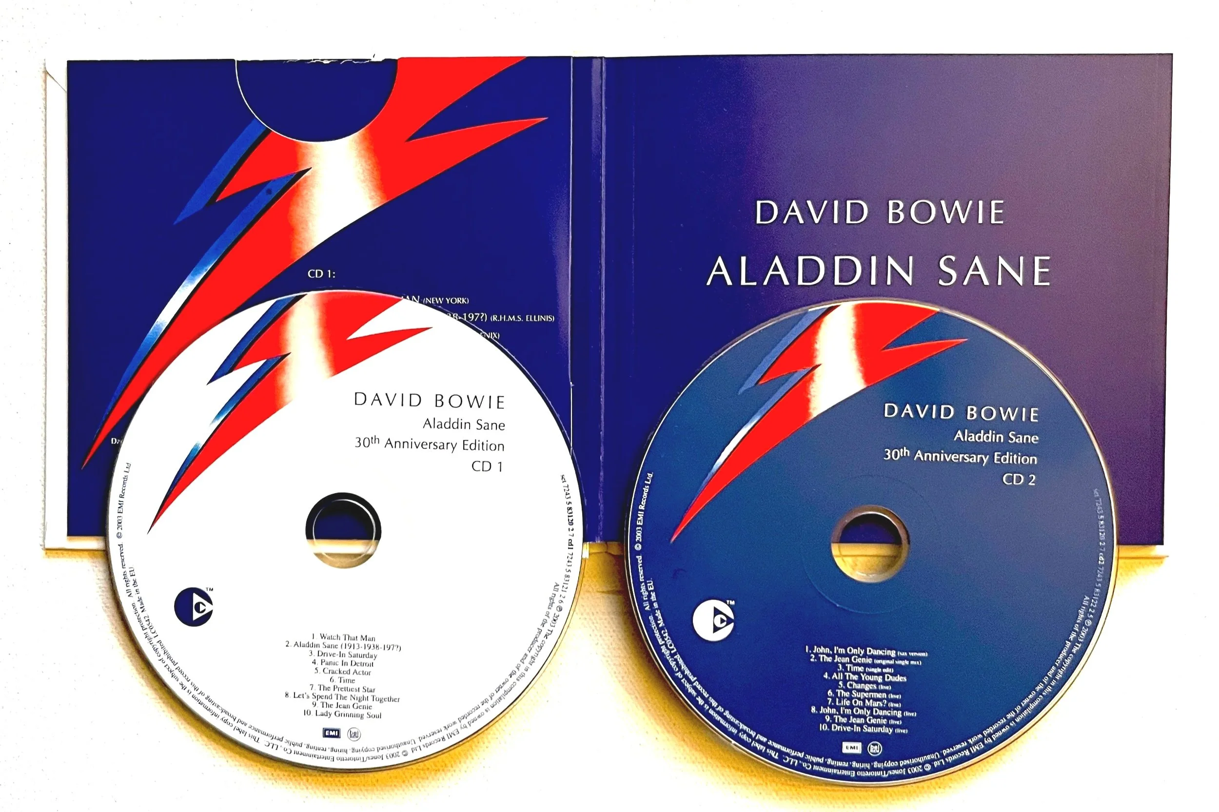 David+Bowie+Aladdin+Sane+3.jpg