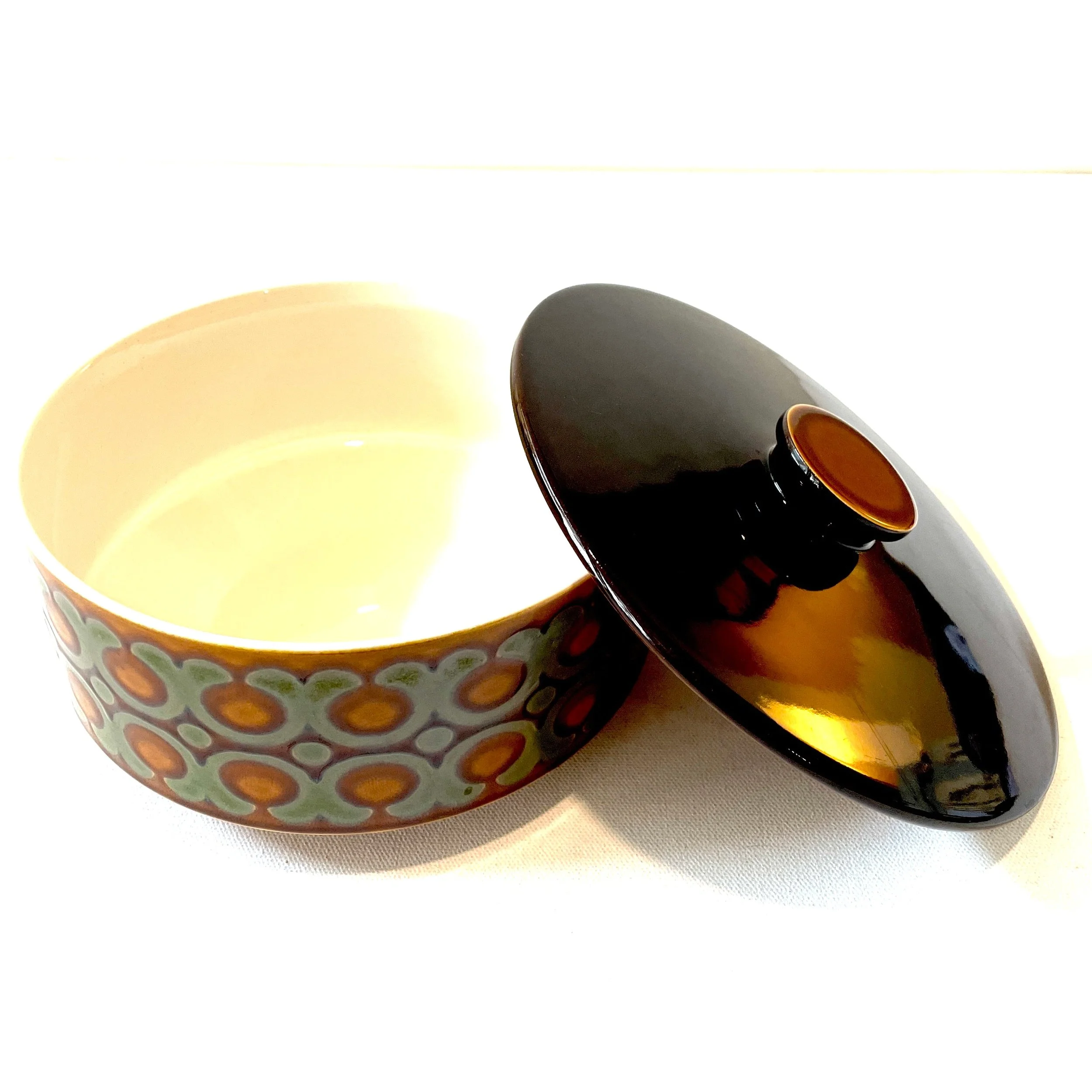 Hornsea+Bronte+Lidded+Veg+Tureen+2.jpg