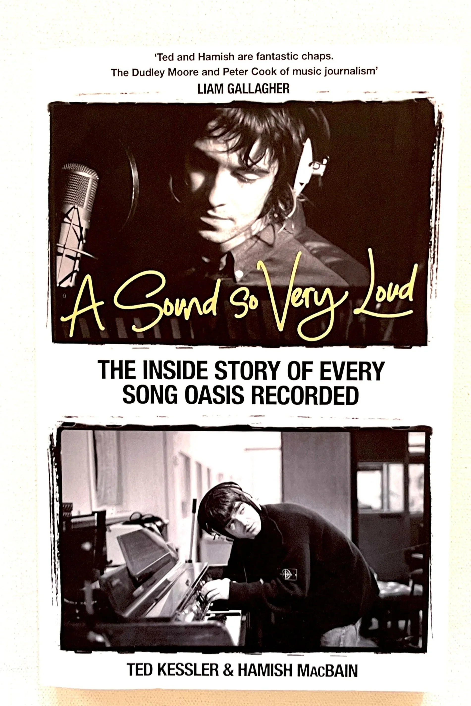 Oasis+A+Sound+so+very+loud.jpg
