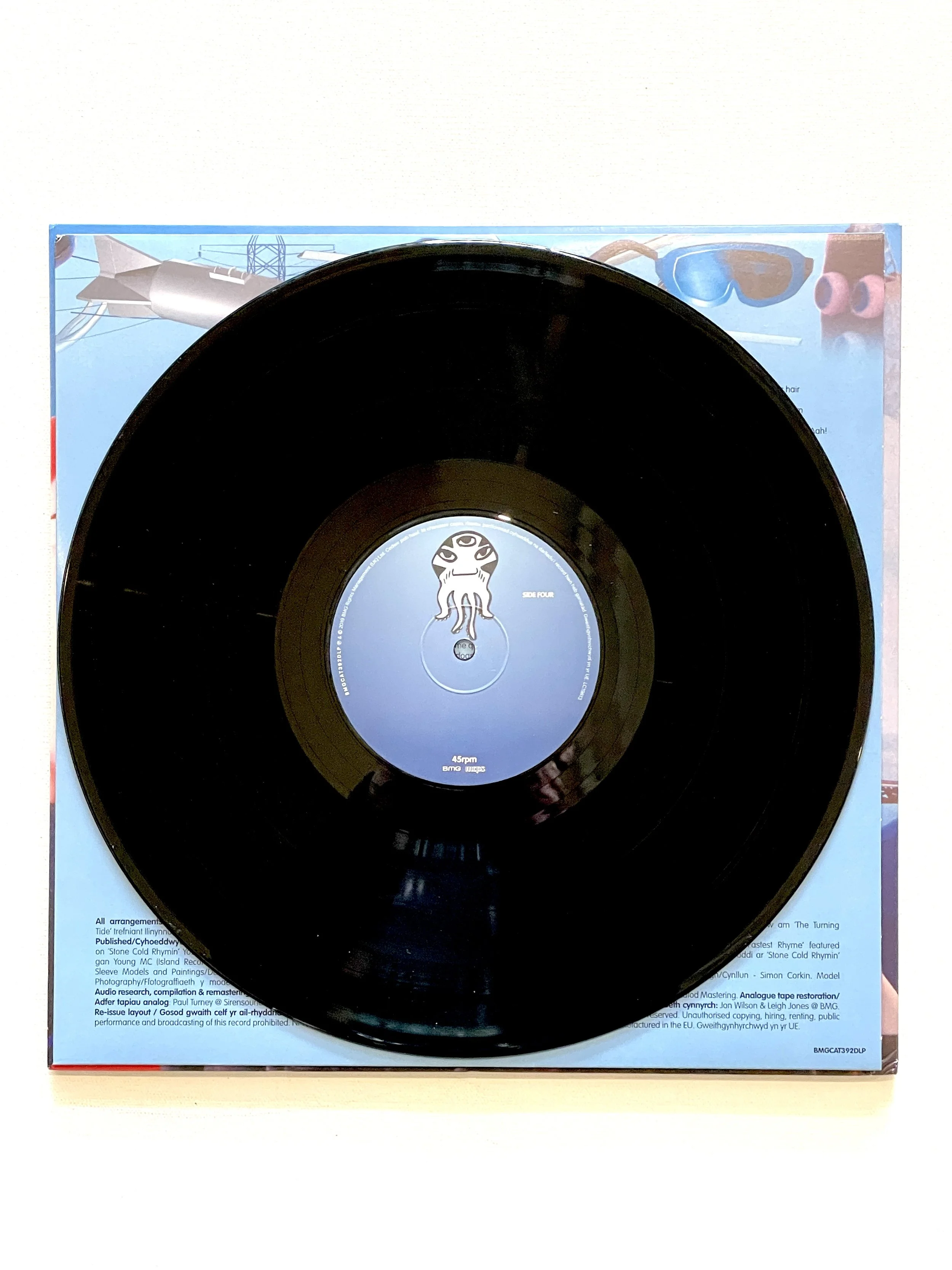 SFA Guerilla 2 LP 4.JPG