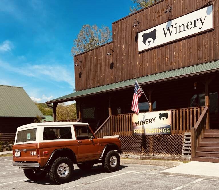 The Bronco Super Celebration is underway! Both of our locations are on the poker run! 

&spades;️&hearts;️&clubs;️&diams;️

Stop in for your free tasting and relax on our porch with an ice cold wine slushy!!!!

#cadescovecellars #cadescovecellarswear