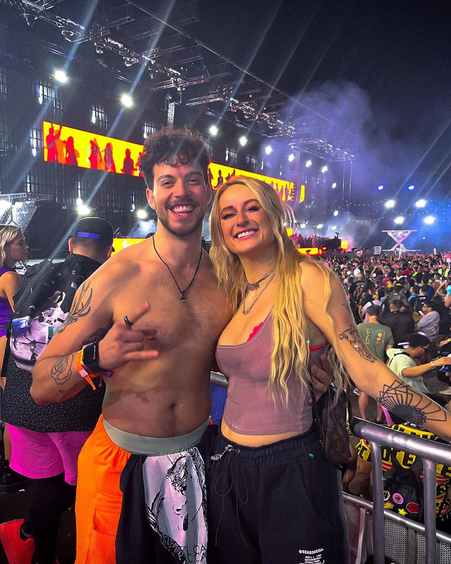 Great weekend great company. #EDC #itgothot 🤷🏻&zwj;♂️