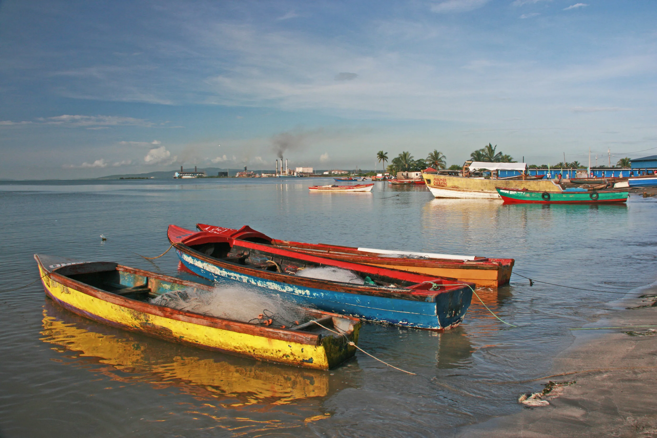(c) Ian Gage Rainbow Boats.jpg