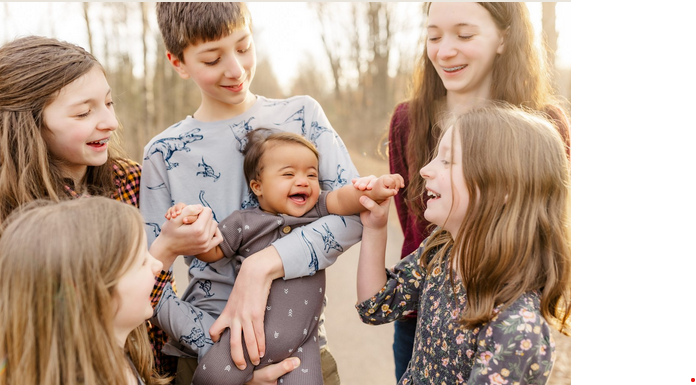 Azariah and siblings #2.png