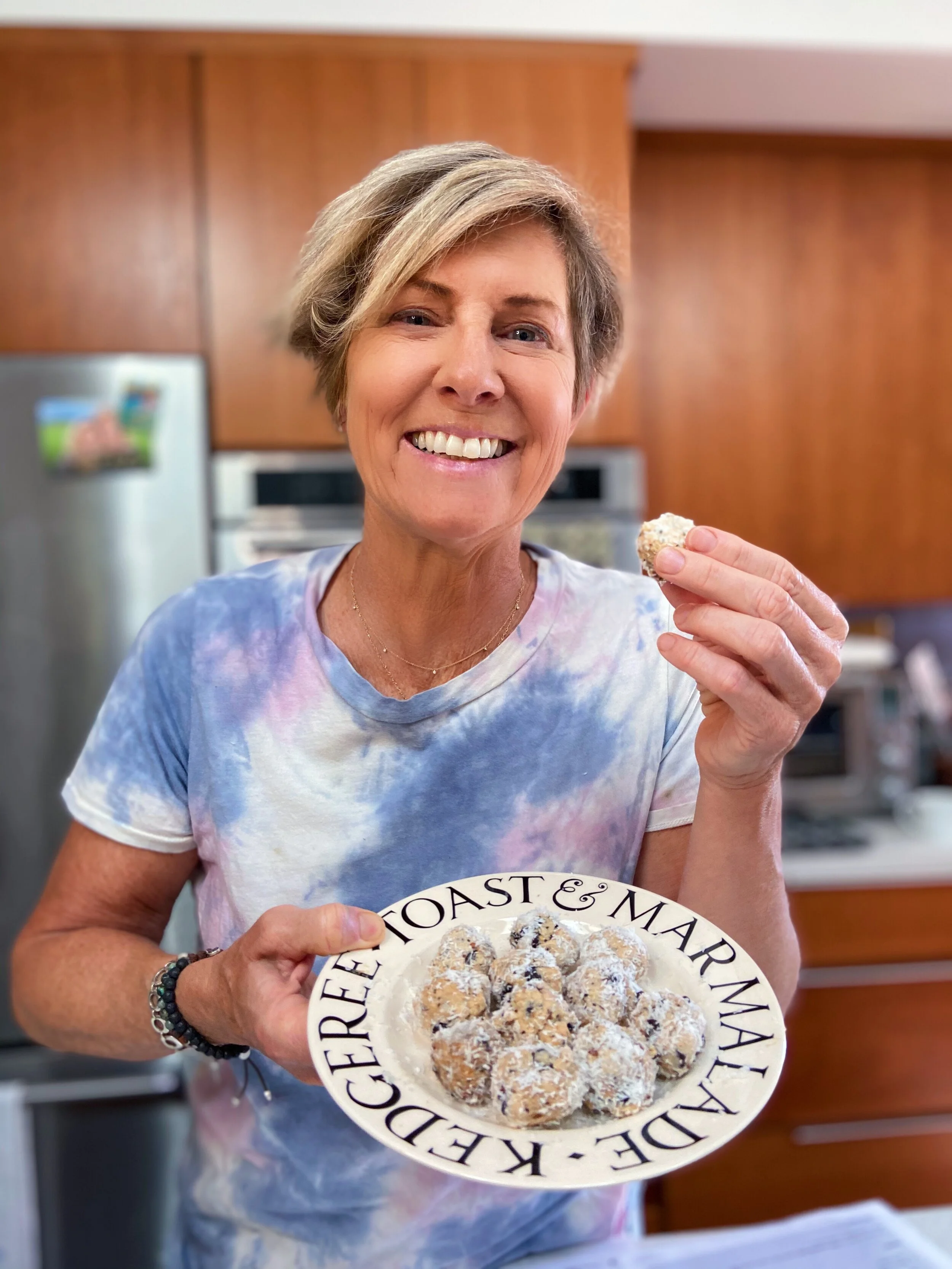 Chocolate Nut Butter Keto Fat Bombs