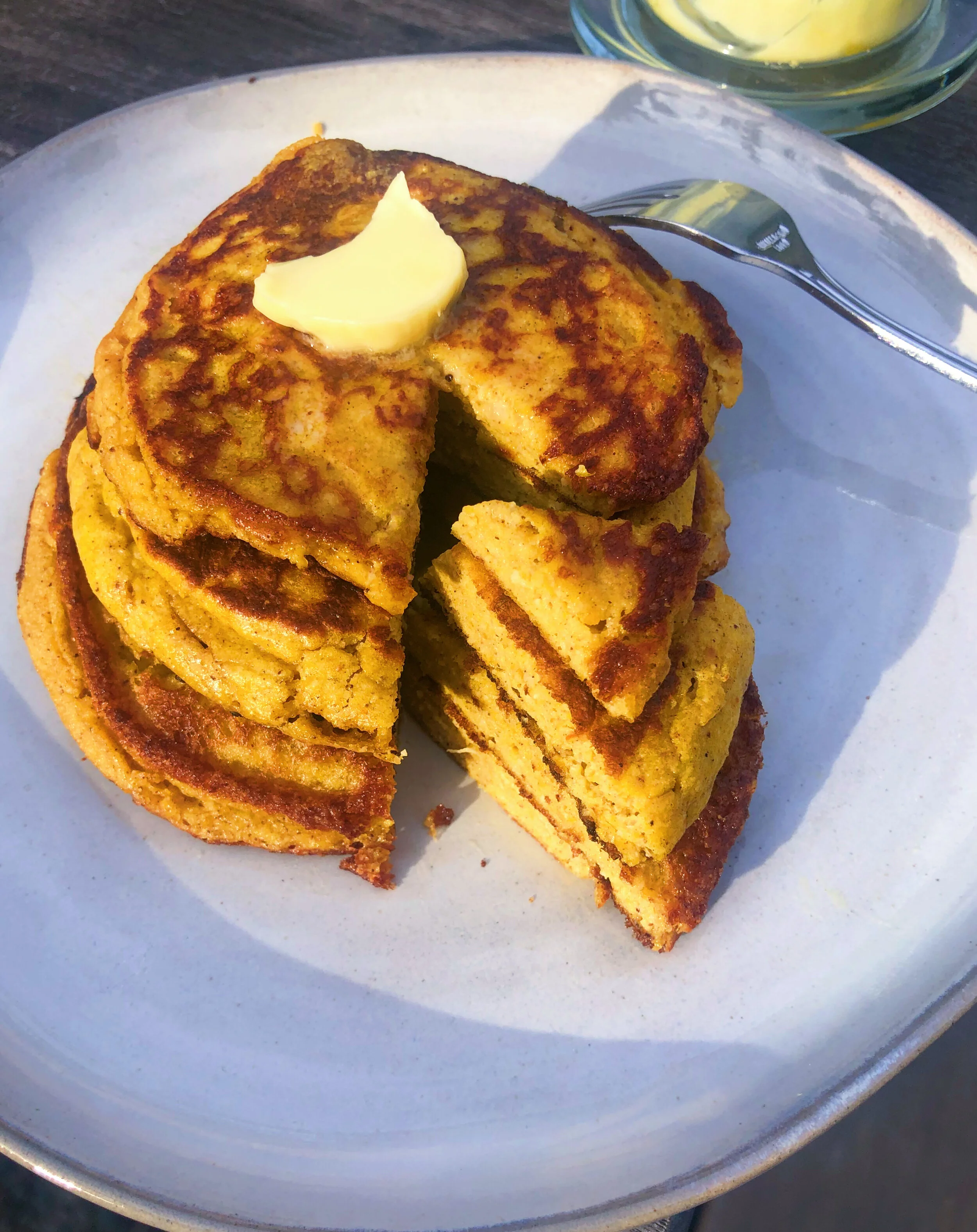 Low-Carb Pumpkin Spice Pancakes