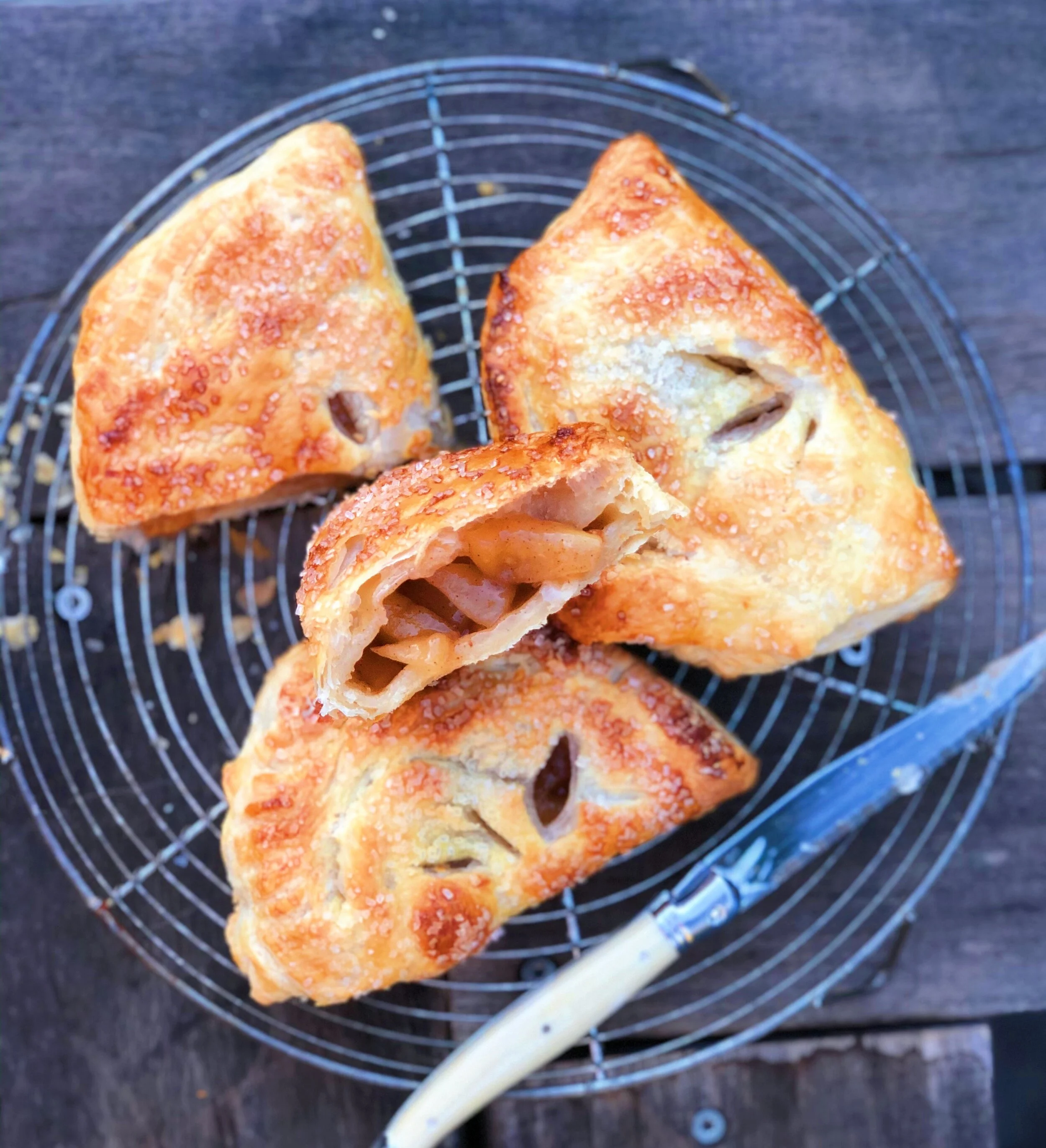 Air Fryer Apple Cinnamon Hand Pies
