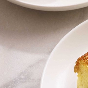 Our Vanilla &amp; Cinnamon Bread Pudding is back!! 😍

Head down to Costco to grab a pack of our delicious dessert to share. We hand-cut brioche bread, bake with Madagascan vanilla custard, juicy golden raisins &amp; top with a sprinkling of cinnamon