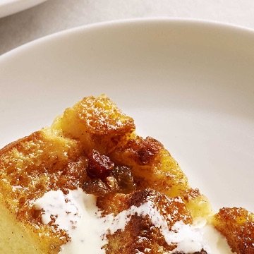 Our Vanilla &amp; Cinnamon Bread Pudding is back!! 😍

Head down to Costco to grab a pack of our delicious dessert to share. We hand-cut brioche bread, bake with Madagascan vanilla custard, juicy golden raisins &amp; top with a sprinkling of cinnamon